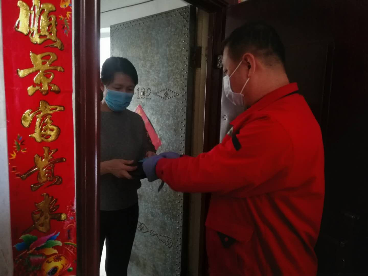 疫情防控，黨員在行動