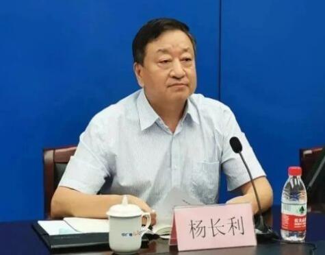 任職總經(jīng)理半年后，楊長(zhǎng)利任中廣核董事長(zhǎng)
