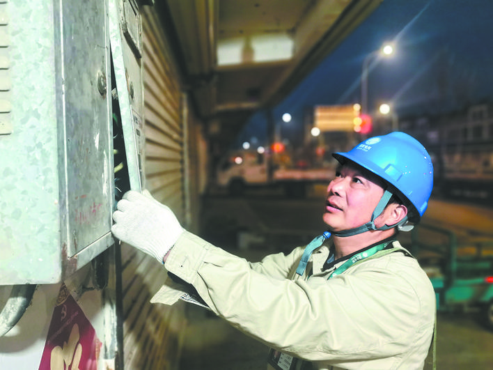 王道軍： 生活中是熱心腸，工作上是老黃牛