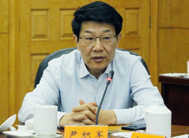 國網(wǎng)浙江省電力有限公司董事長、黨委書記  尹積軍：以“一體四翼”發(fā)展布局落地實踐 推動浙江高質(zhì)量實現(xiàn)碳達峰