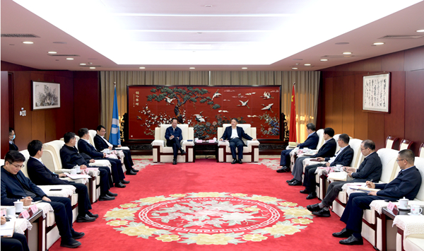溫樞剛會(huì)見中國(guó)電建黨委書記、董事長(zhǎng)丁焰章