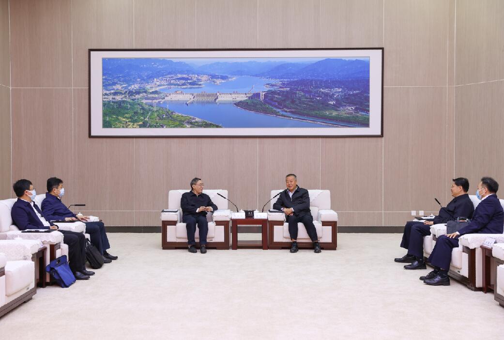 湖北省委常委、省紀(jì)委書記侯淅珉到三峽集團(tuán)調(diào)研指導(dǎo)