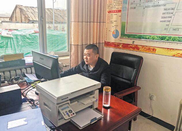 駐村書記王維：“村民需要啥，我們就干啥”