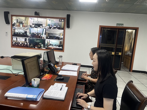 國慶我在崗，服務(wù)不打烊