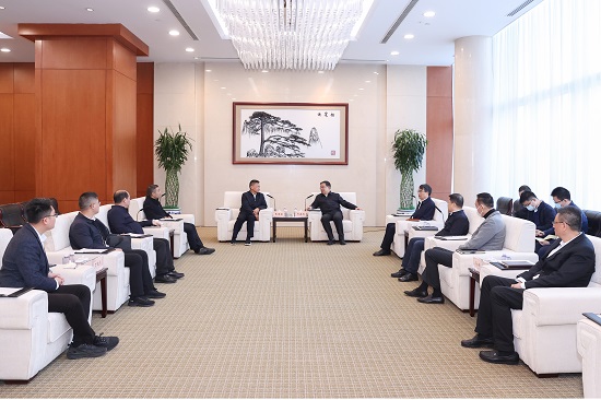 鄧建玲會見福建省政協(xié)副主席、漳州市委書記張國旺