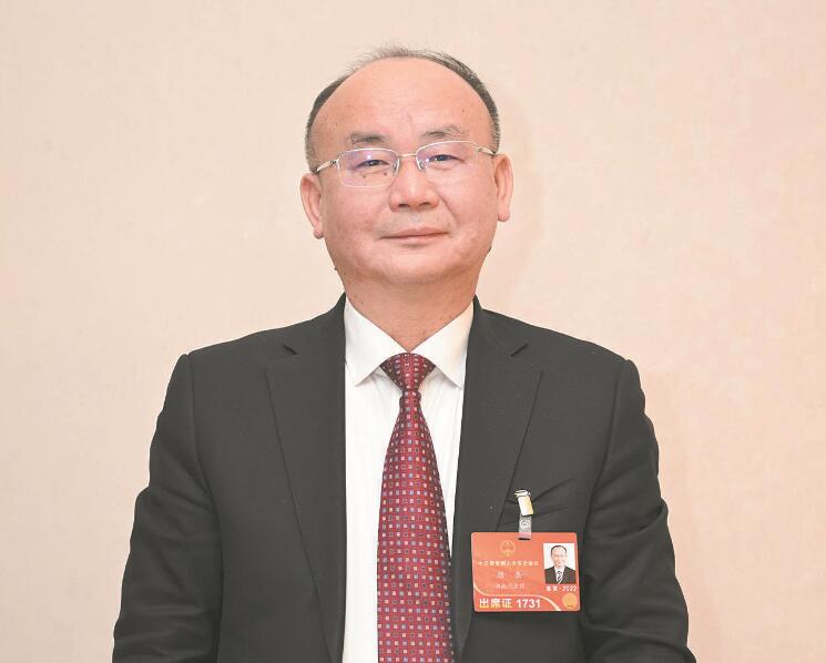 優(yōu)質(zhì)供電服務(wù)助力裝備制造業(yè)高質(zhì)量發(fā)展——訪全國人大代表、楚天科技股份有限公司董事長兼總裁唐岳