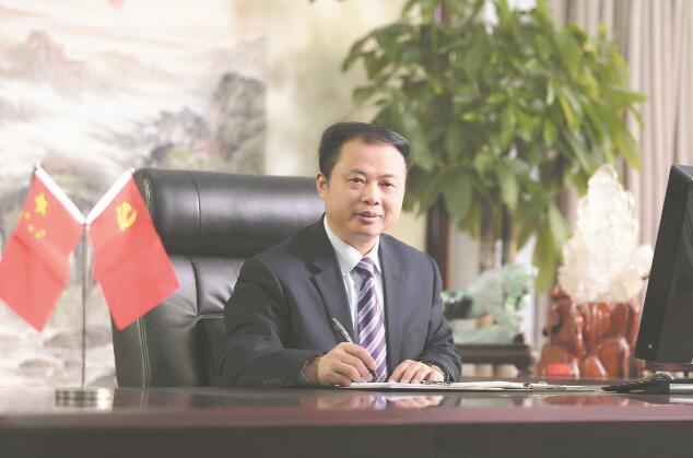 全國人大代表、天能控股集團有限公司董事長張?zhí)烊危喊l(fā)揮科技創(chuàng)新主力軍作用 推動儲能產(chǎn)業(yè)高質(zhì)量發(fā)展