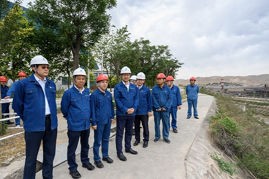 華能集團(tuán)總經(jīng)理、黨組副書記鄧建玲到蘭州熱電公司調(diào)研