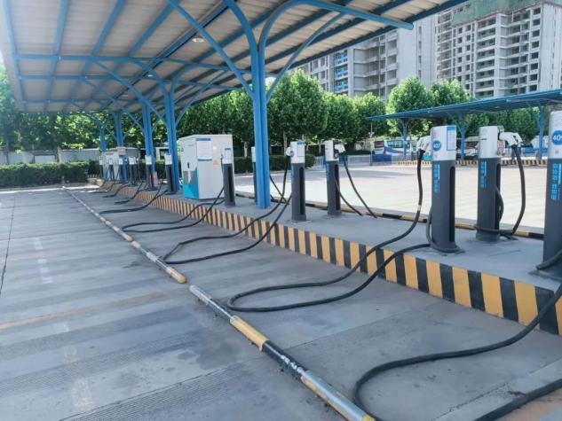 即日起，聊城汽車總站充電樁對外開放啦!