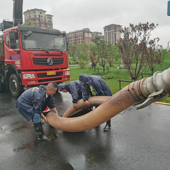 聞“汛”而動，彰顯央企擔當——水電三局雄安項目全力奮戰(zhàn)防汛搶險第一線