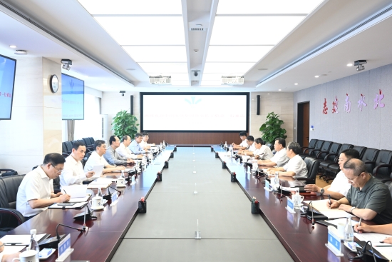 中國電建黨委書記、董事長丁焰章與中國南水北調(diào)集團(tuán)黨組書記、董事長蔣旭光會談