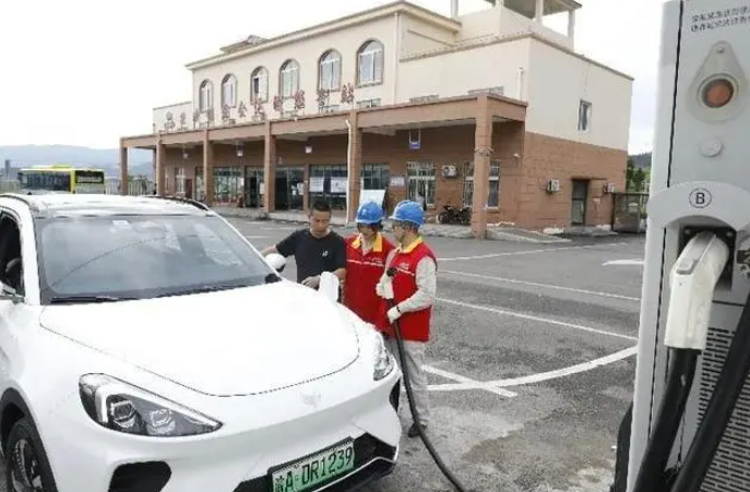 新能源汽車加快進入農(nóng)村市場，普及還需邁過三道坎