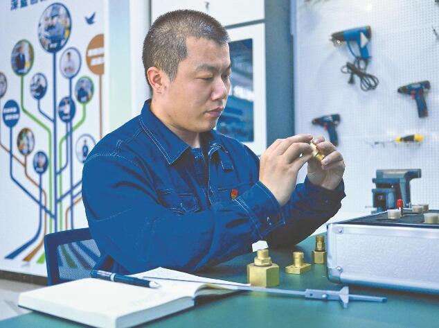 何龍：扎根北疆9年，他找到了自己的位置