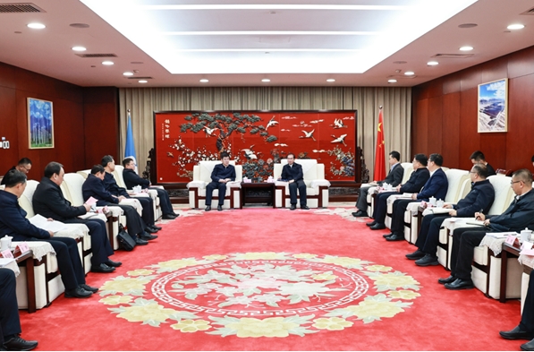 江毅會(huì)見內(nèi)蒙古自治區(qū)黨委常委、常務(wù)副主席黃志強(qiáng)