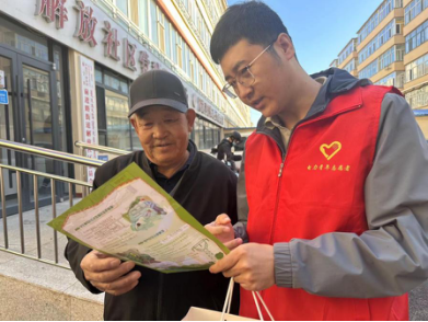 烏蘭察布供電公司負荷管理服務(wù)中心開展“寒冬將至送溫暖，優(yōu)質(zhì)服務(wù)進社區(qū)”青年志愿服務(wù)活動