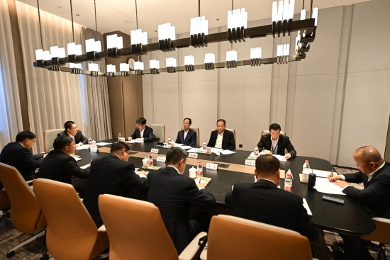 丁焰章與近期新任職子企業(yè)黨委書記、董事長進行集體談話