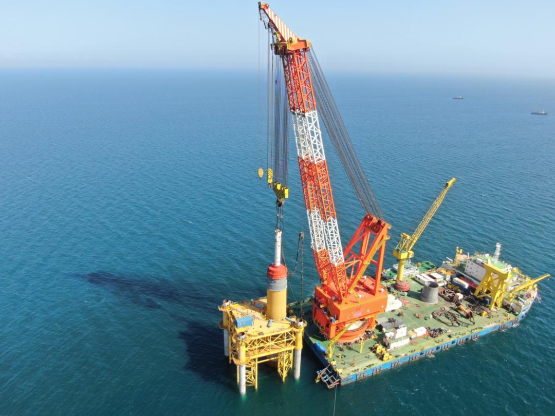 海南省首根海上風(fēng)電樁基下海，這個(gè)示范項(xiàng)目正式開工！