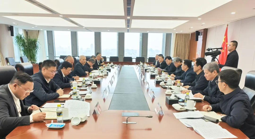 中國一重董事長徐鵬一行拜訪國家能源集團黨組書記、董事長劉國躍
