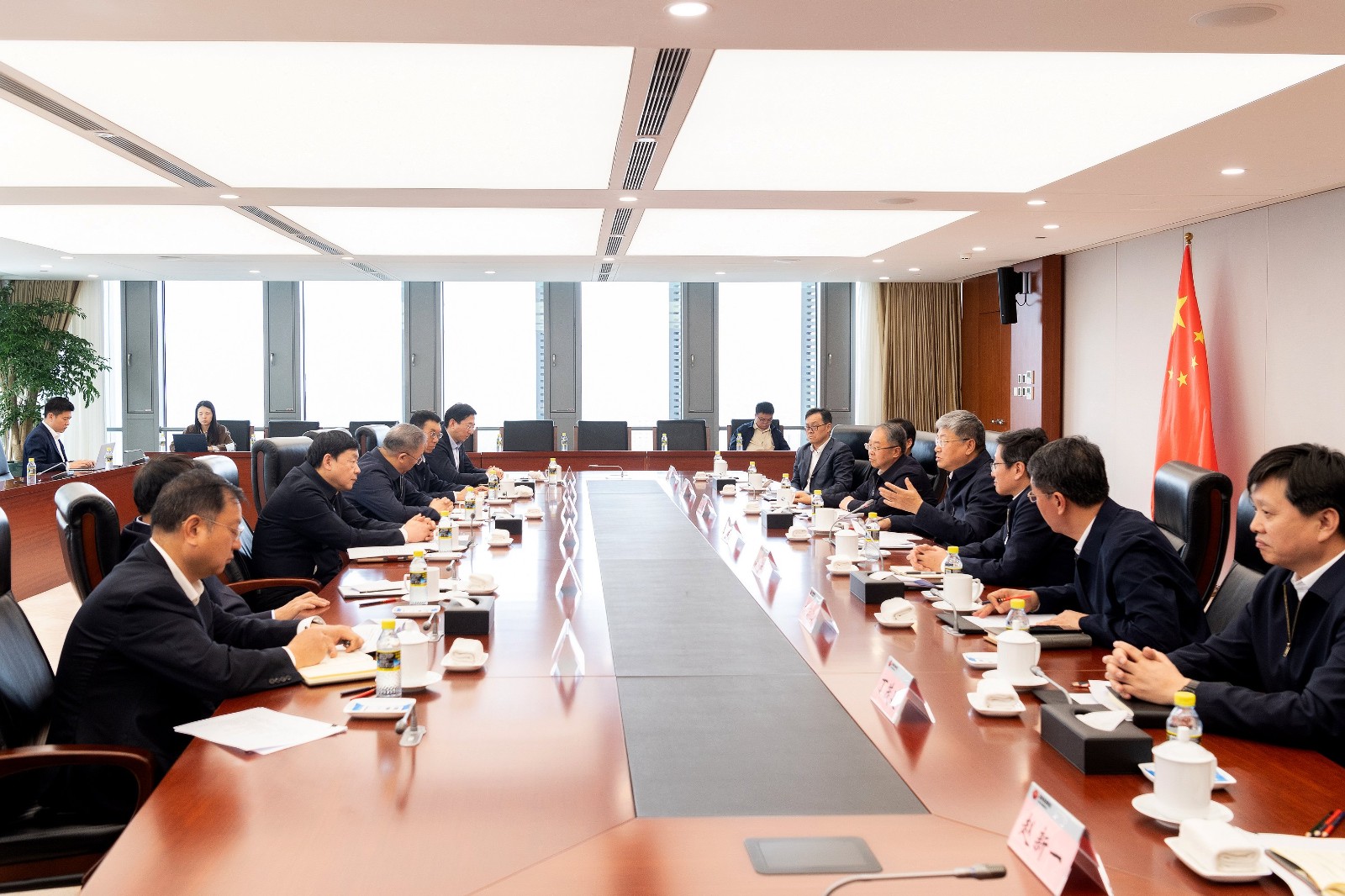 國家能源集團劉國躍、余兵會見國家電網黨組書記、董事長張智剛