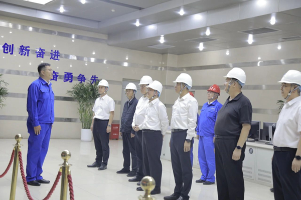 國務(wù)院國資委黨委委員、副主任茍坪到新疆華電喀什熱電公司宣講黨的二十屆三中全會精神并調(diào)研
